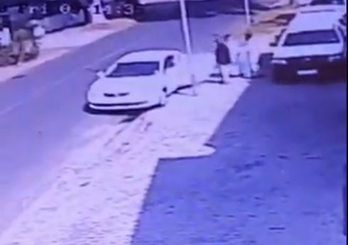 Shocking Video Shows The Moment A Businessman Was Kidnapped In Broad ...